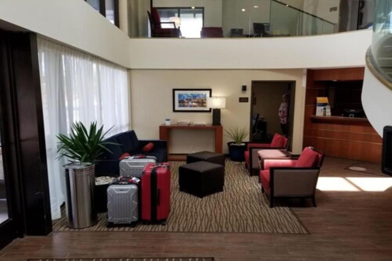 Comfort Inn Cleveland Airport Middleburg Heights Luaran gambar